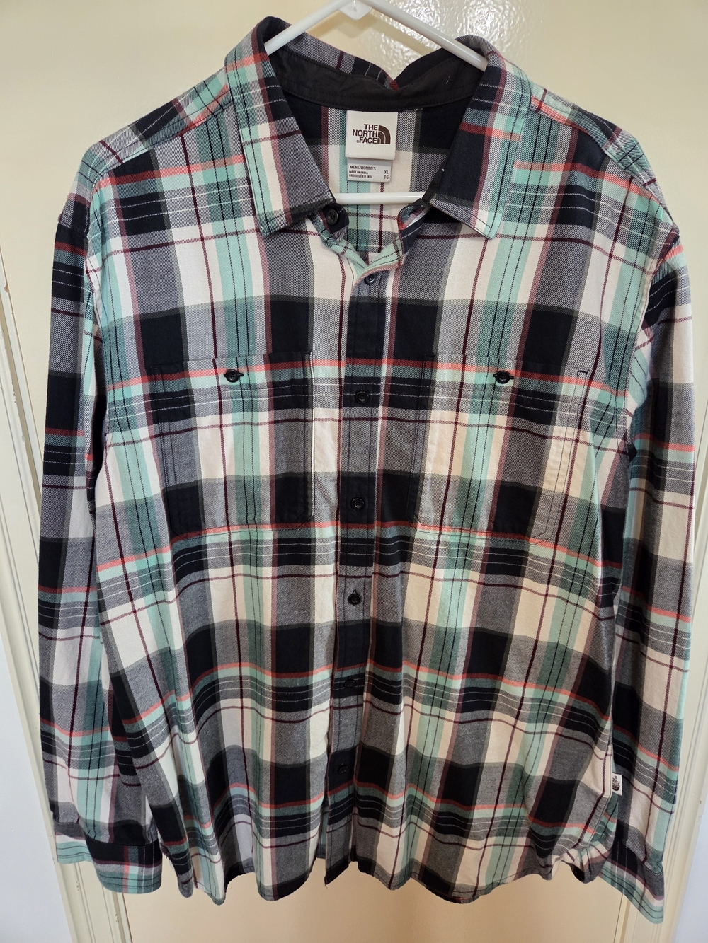 The North Face Men’s Size XL Plaid Flannel Shirt - Black, Mint & White